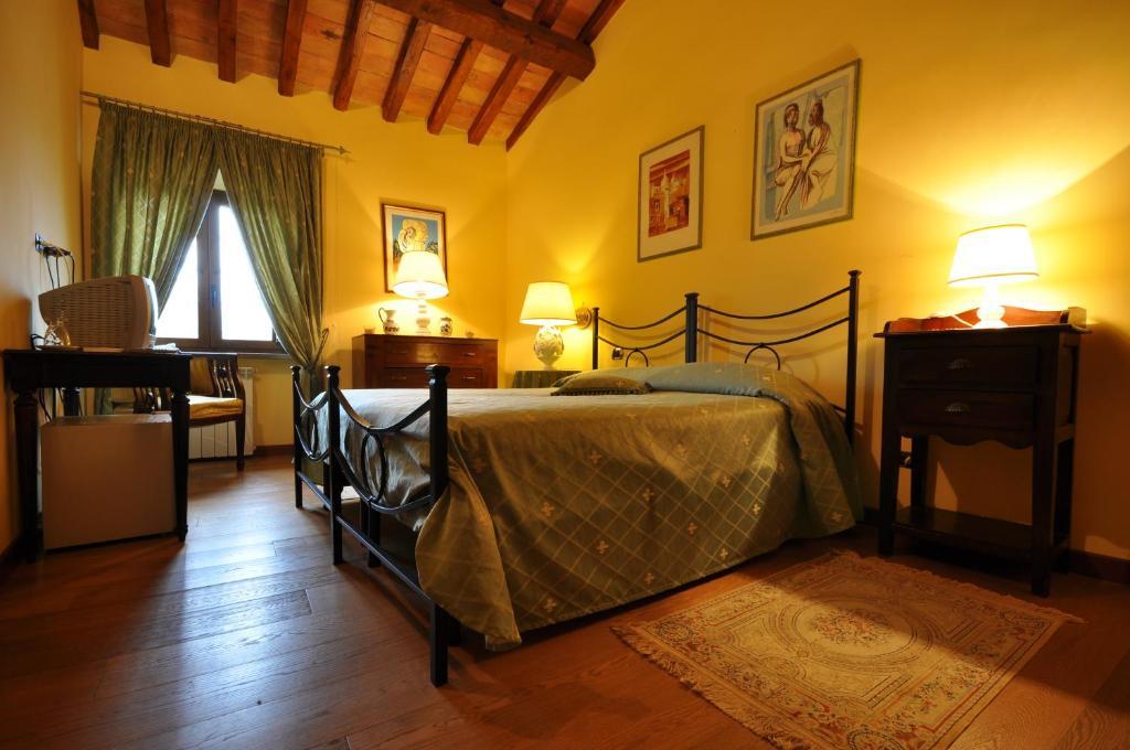 Affittacamere Casale De Santis 2*